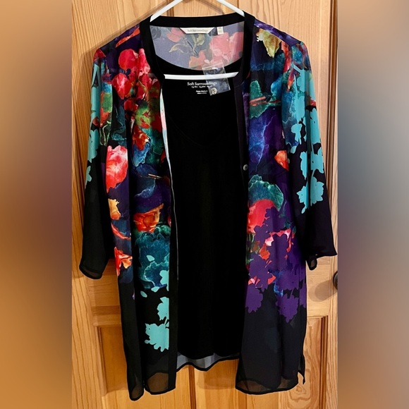 Soft Surroundings Black and Abstract Design 3/4 Sleeve Whimsigoth Size PM Retro - Picture 4 of 15